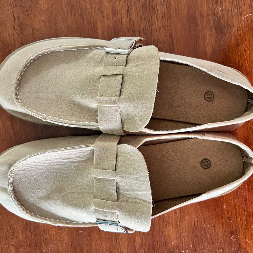 Offbrand slip on clog